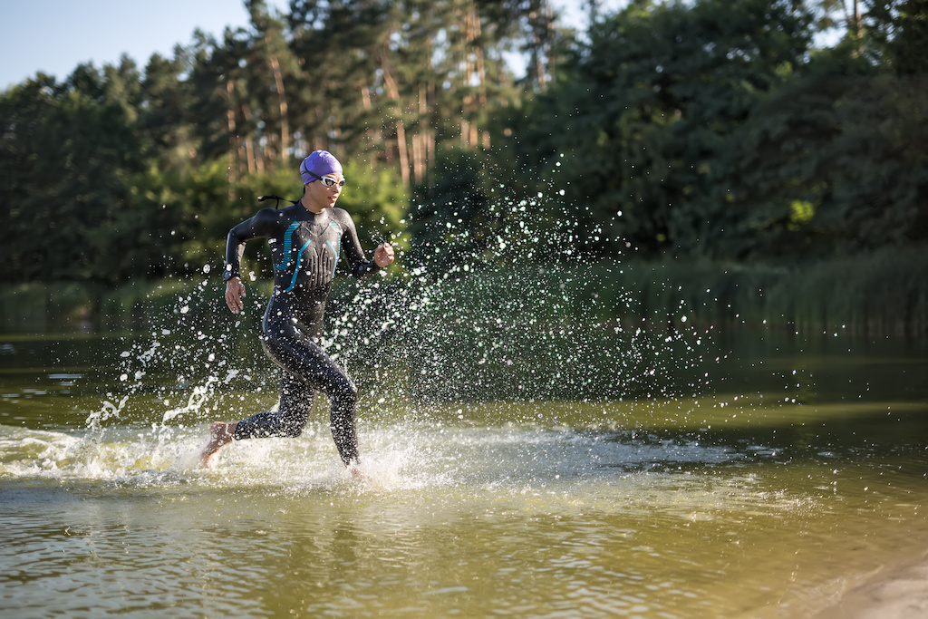 L’attribut alt de cette image est vide, son nom de fichier est Swimrun-le-concept.jpeg.