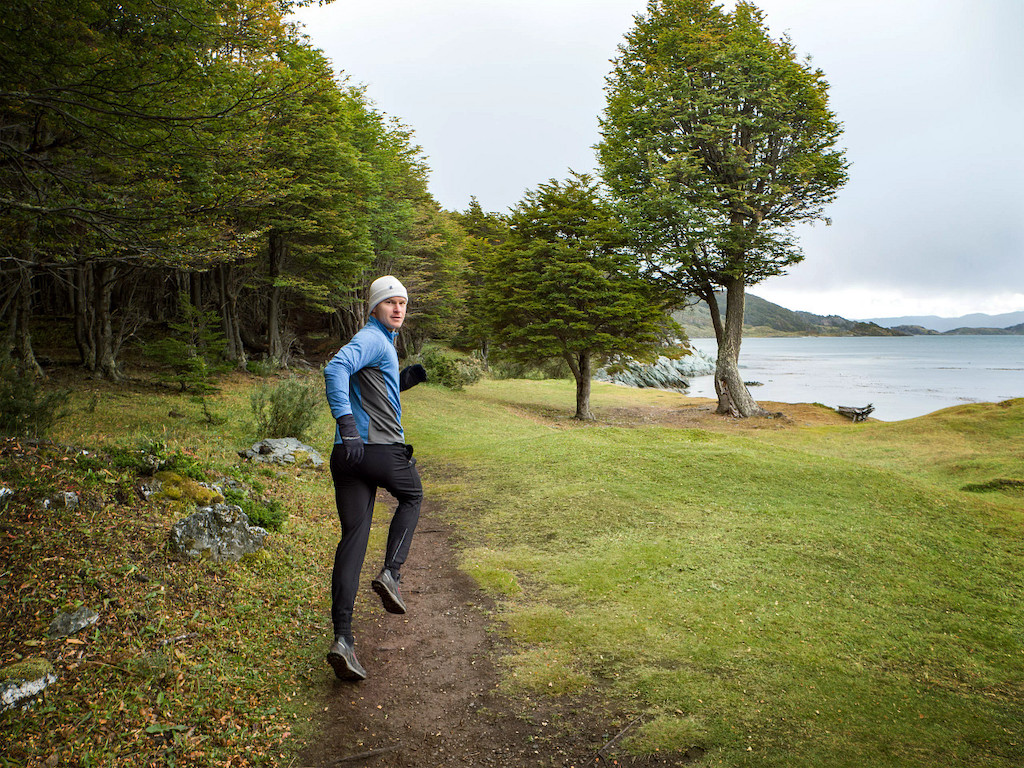 L’attribut alt de cette image est vide, son nom de fichier est Le-trail-un-sport-en-pleine-nature.jpg.